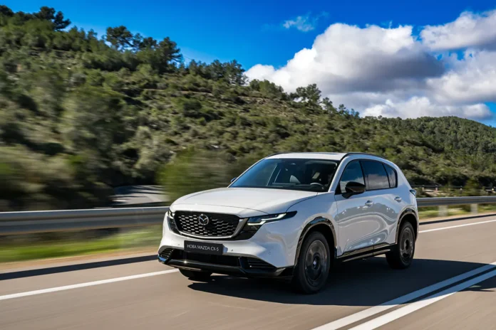 Стало відомо, скільки коштуватиме нова Mazda CX-5 в Україні