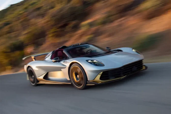 В Aston Martin Valhalla з'явилася версія з відкритим верхом