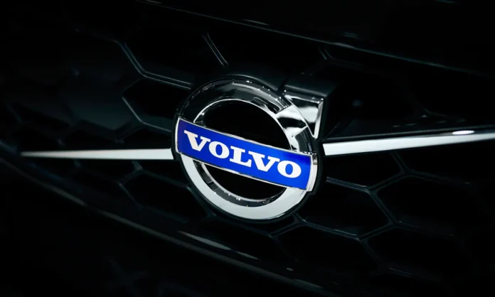 Акції Volvo Car обвалилися до історичного мінімуму
